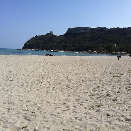 Bed and Breakfast Marina Poetto Cagliari Exterior foto
