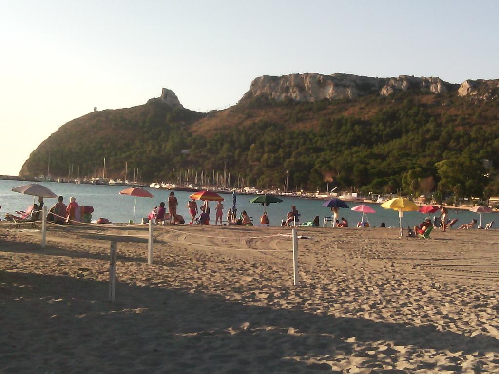 Bed and Breakfast Marina Poetto Cagliari Exterior foto